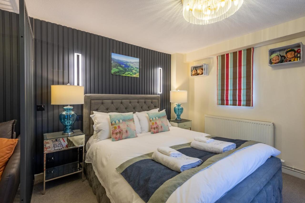 The Ambleside Apartments - Self Catering With Private Kitchen - Best For Location Exterior foto