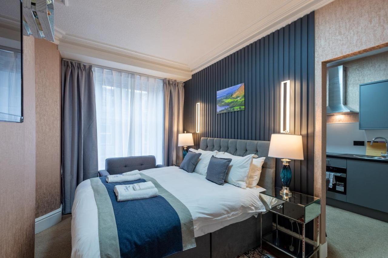 The Ambleside Apartments - Self Catering With Private Kitchen - Best For Location Exterior foto
