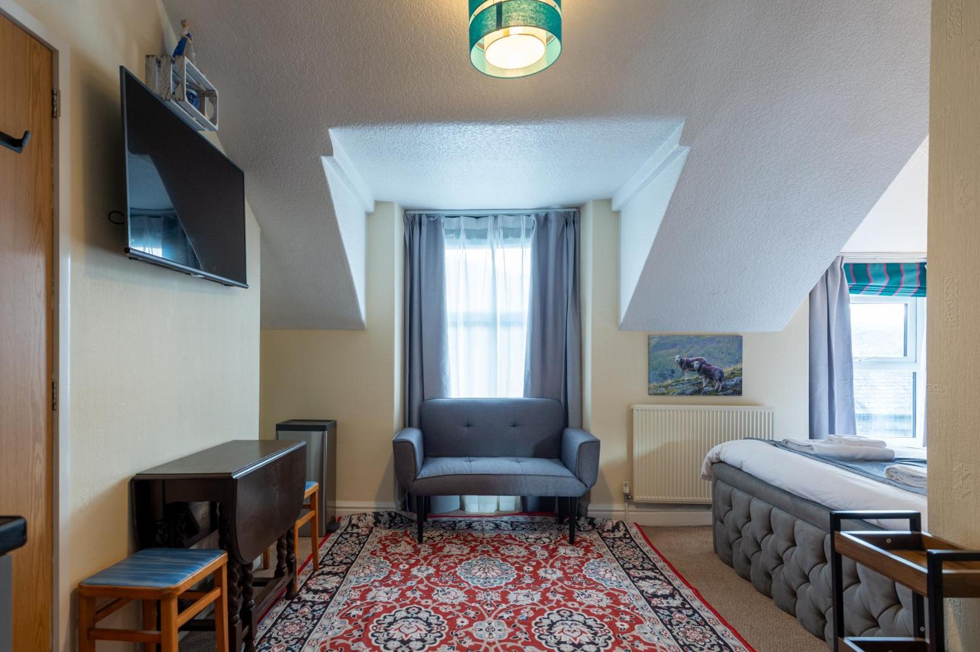 The Ambleside Apartments - Self Catering With Private Kitchen - Best For Location Exterior foto