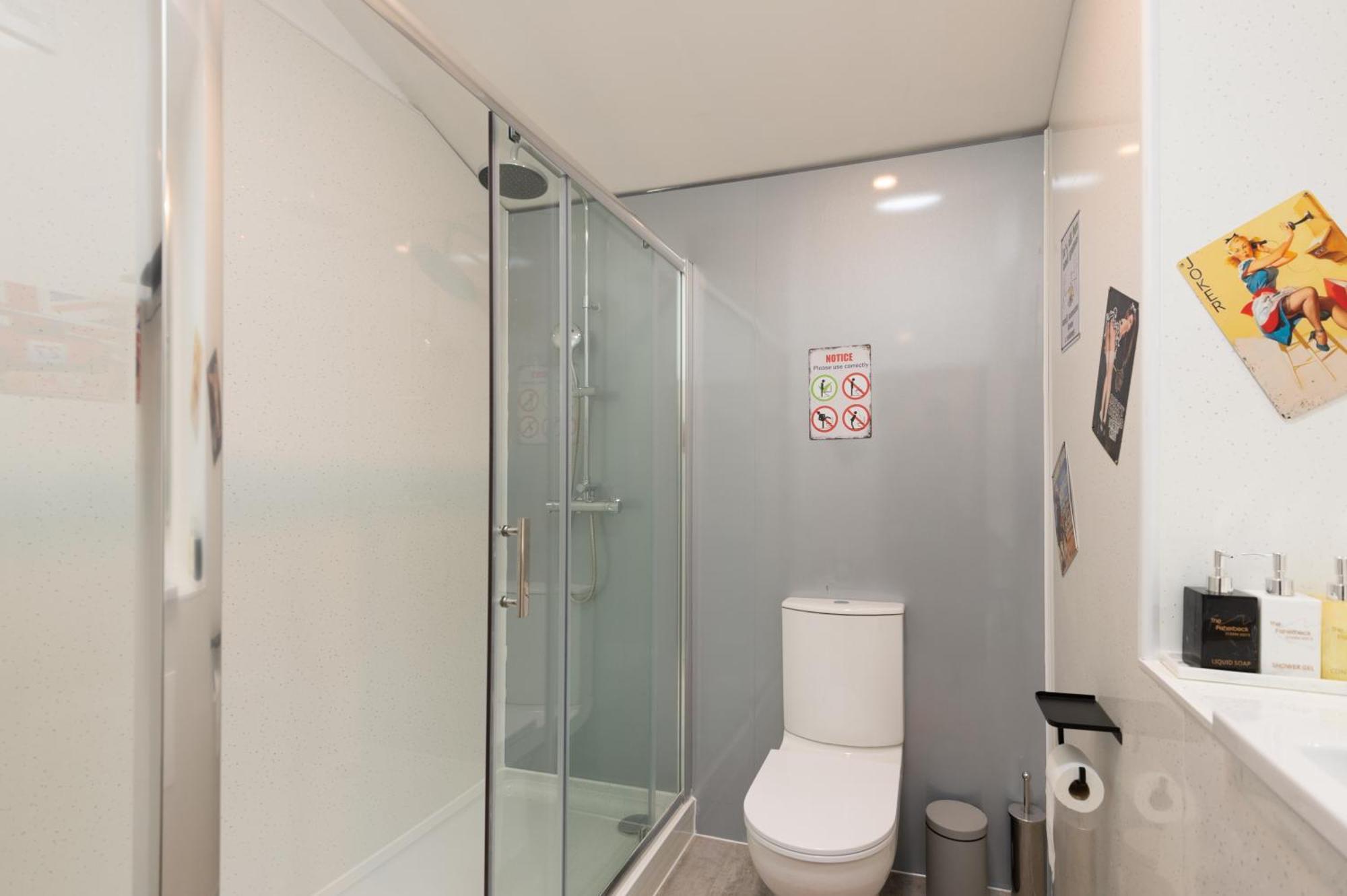The Ambleside Apartments - Self Catering With Private Kitchen - Best For Location Exterior foto