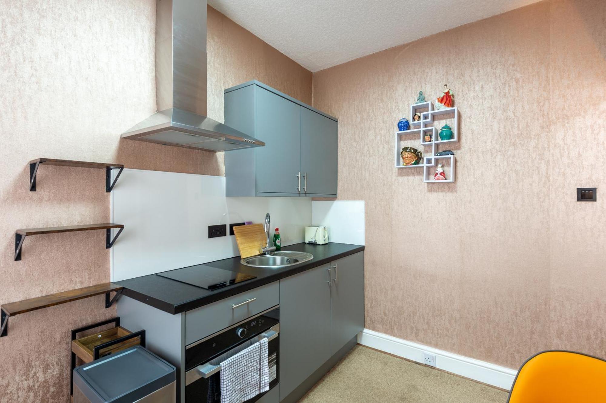The Ambleside Apartments - Self Catering With Private Kitchen - Best For Location Exterior foto