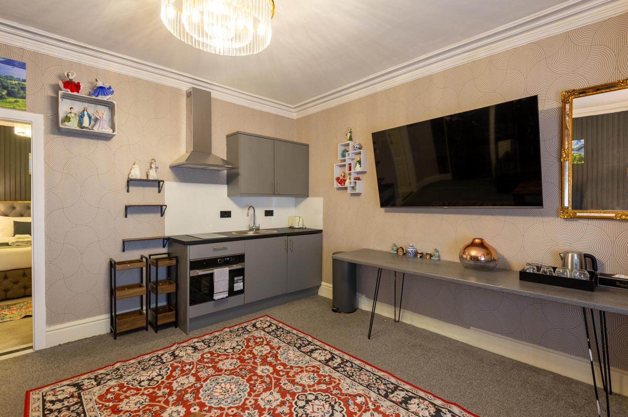The Ambleside Apartments - Self Catering With Private Kitchen - Best For Location Exterior foto