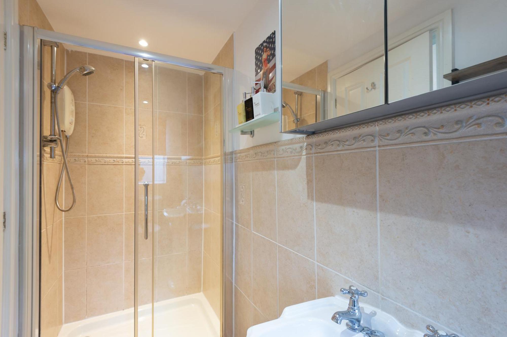 The Ambleside Apartments - Self Catering With Private Kitchen - Best For Location Exterior foto