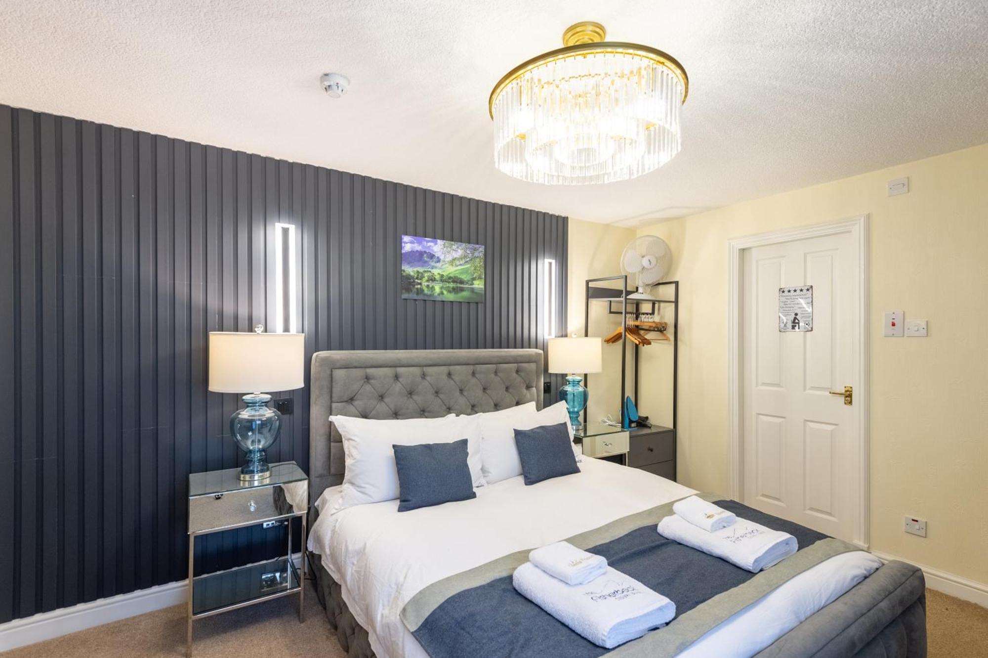 The Ambleside Apartments - Self Catering With Private Kitchen - Best For Location Exterior foto